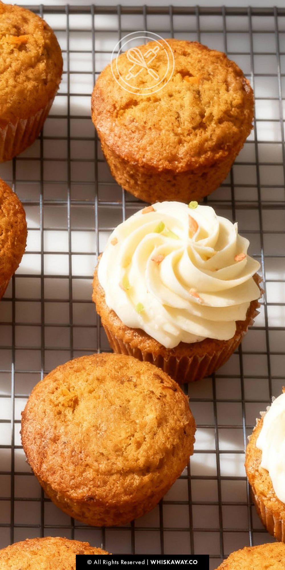 carrot-cake-cupcake_01