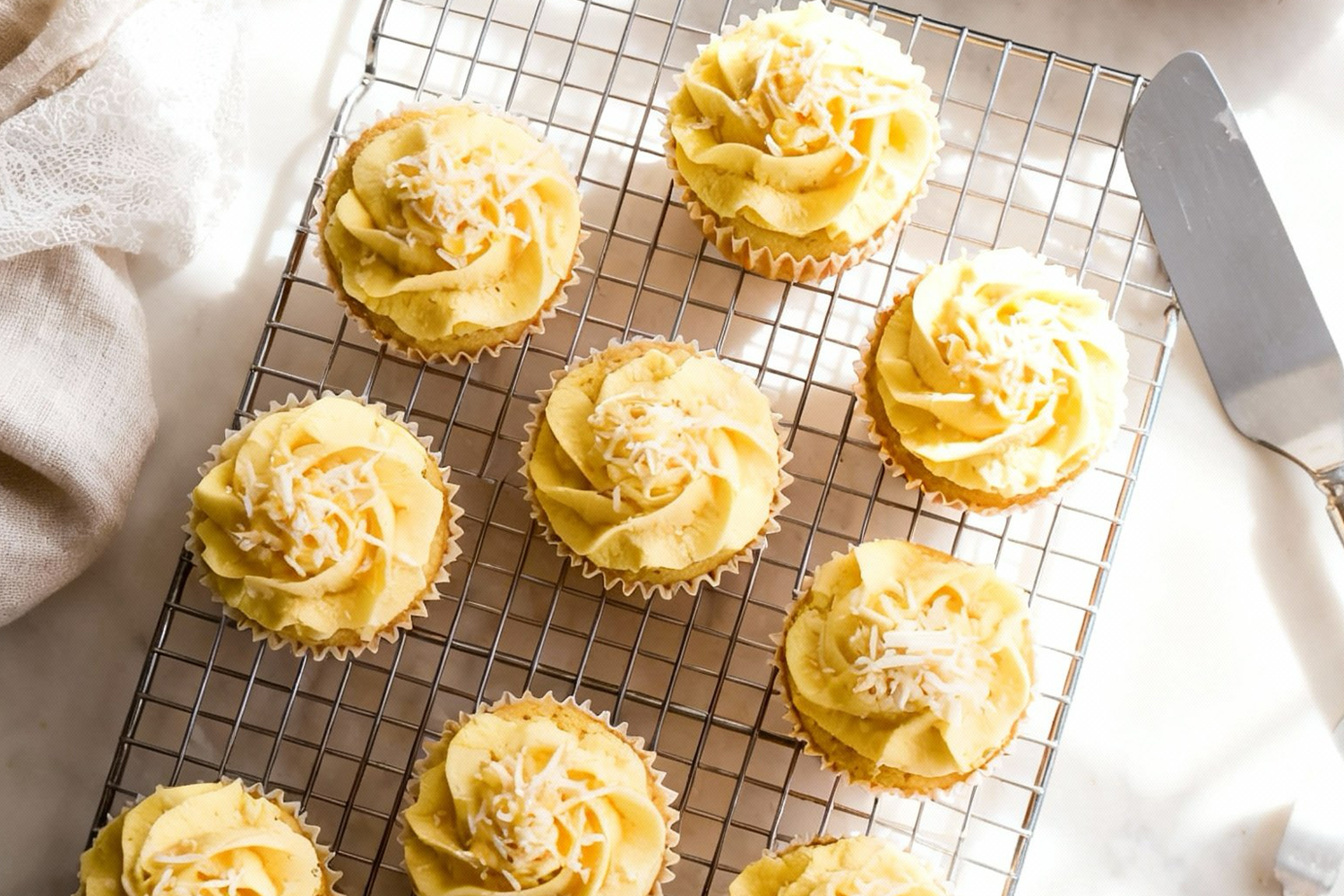 coconut-passion-fruit-cupcake featured image