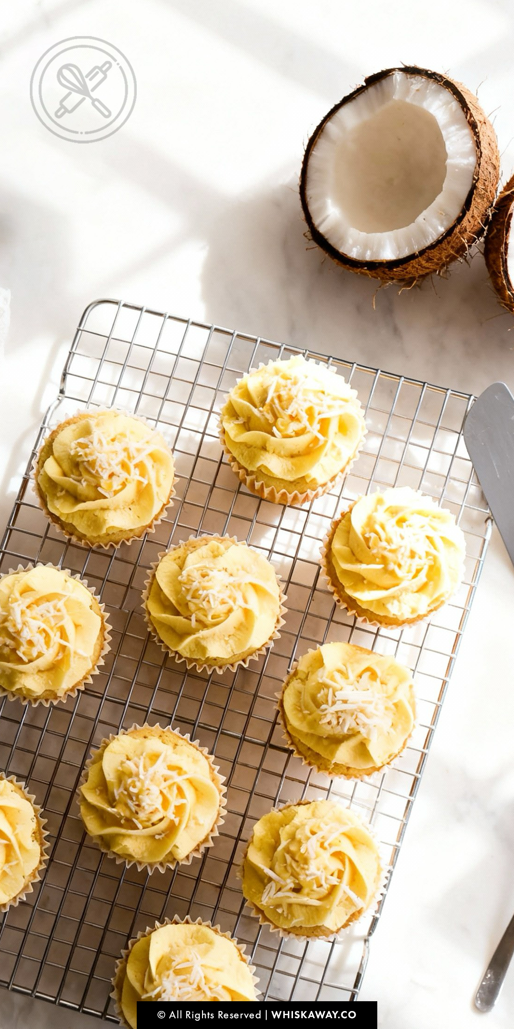 coconut-passion-fruit-cupcakes_01
