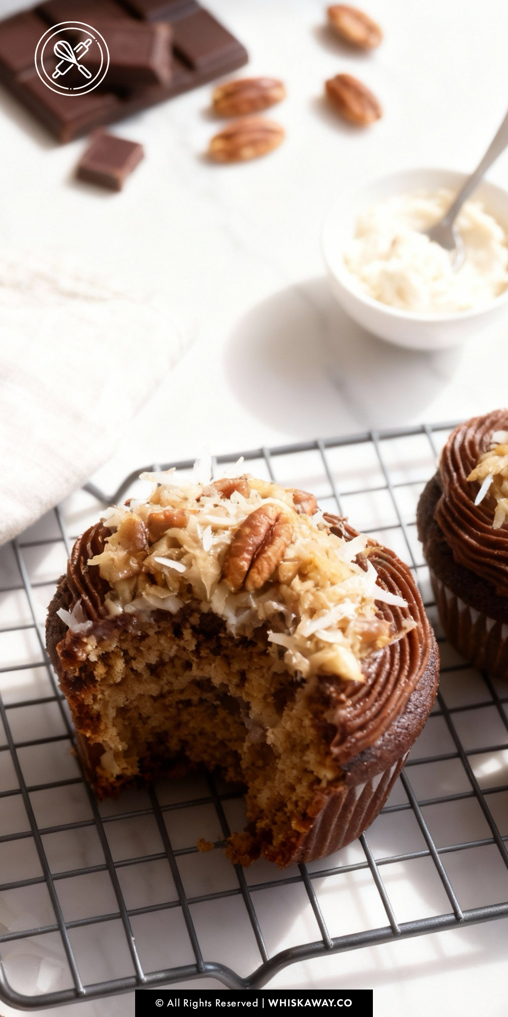 german-chocolcate-cupcake_02