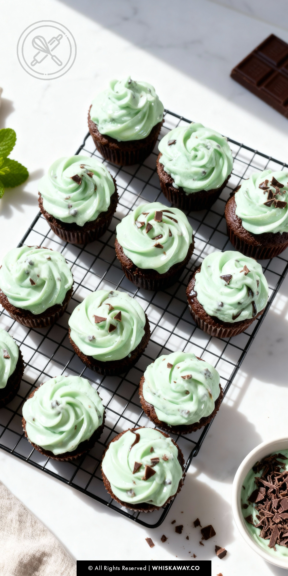 mint-chocolate-cupcakes_01