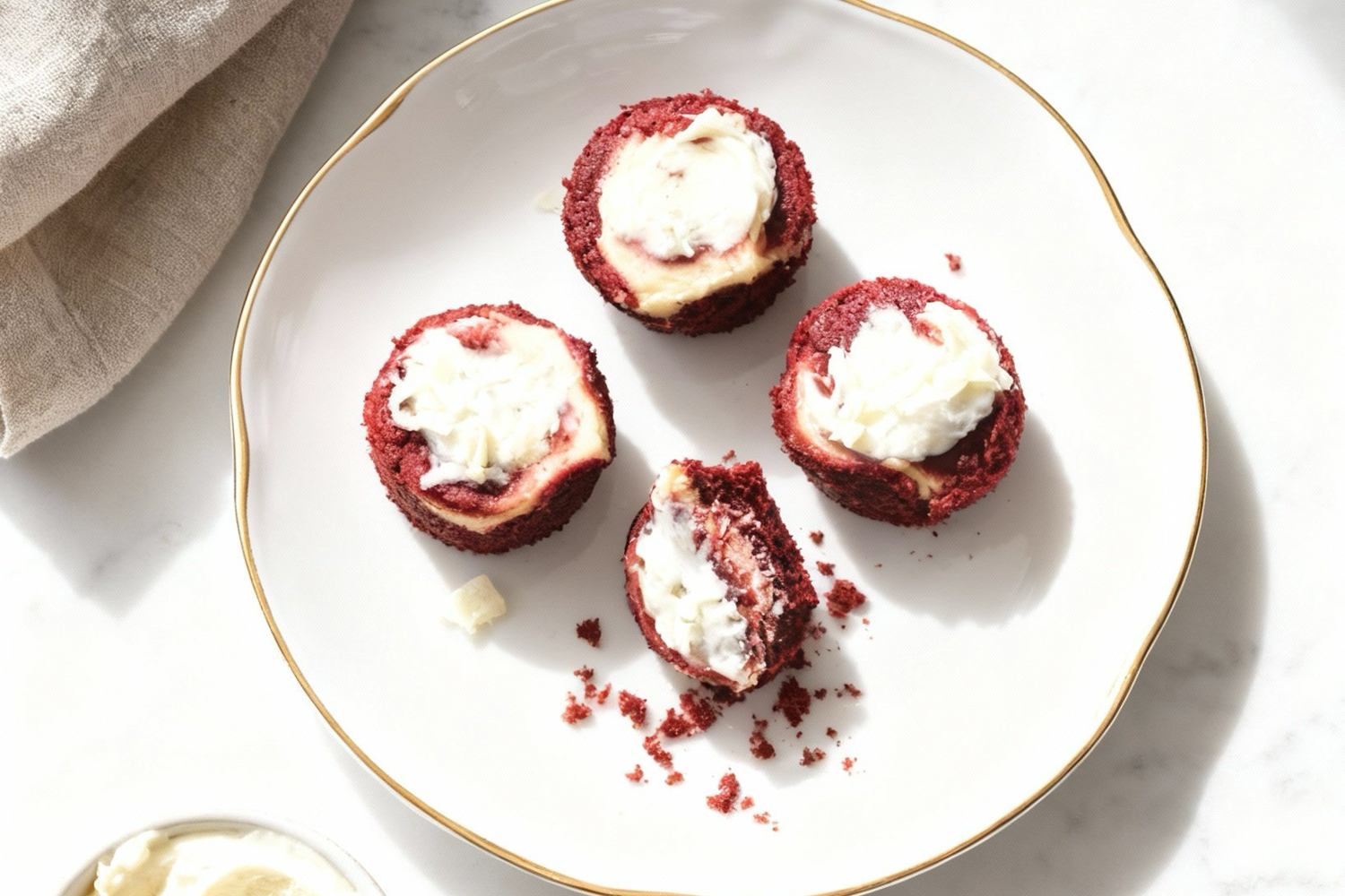 red velvet cheesecake bites