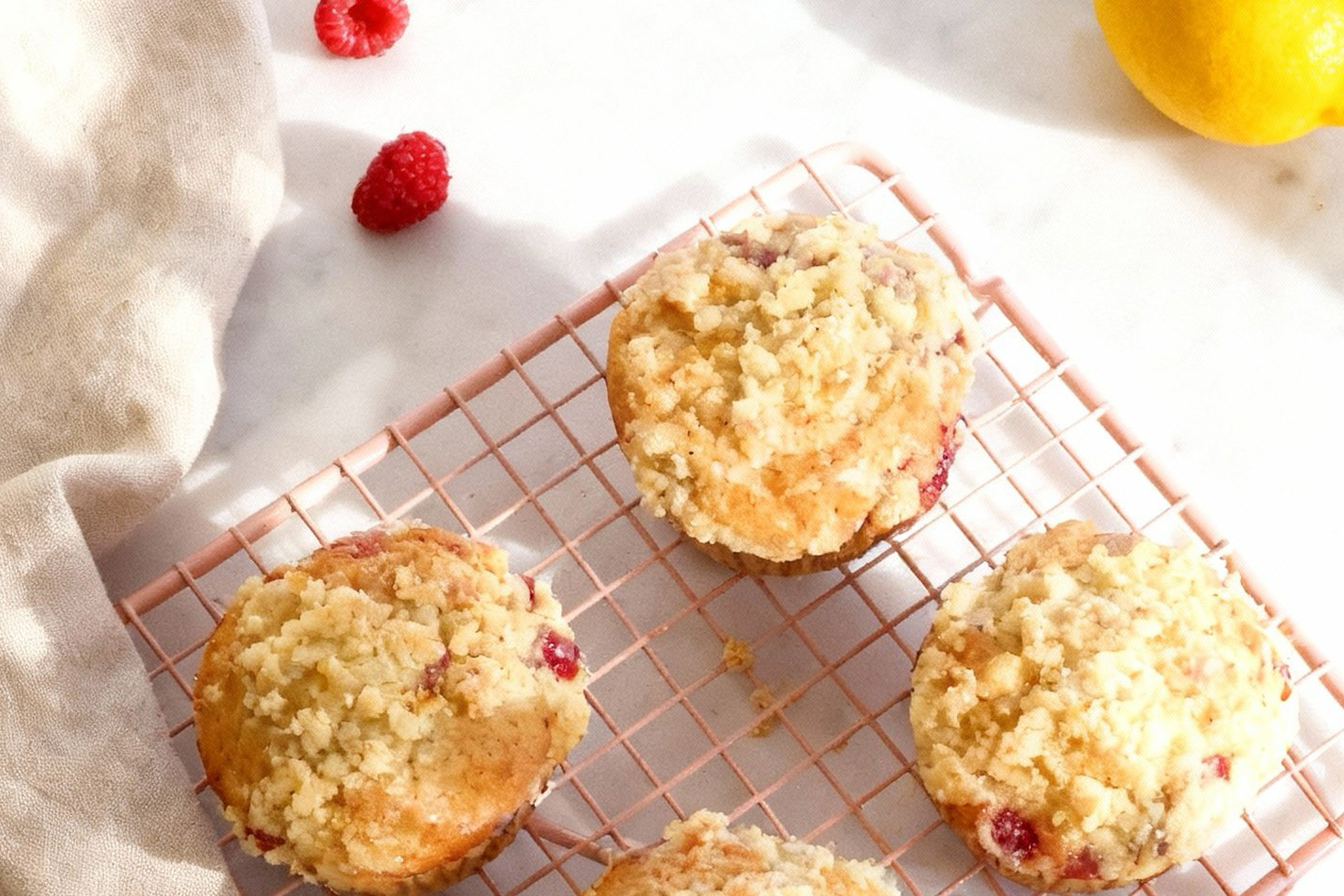Lemon Raspberry Streusel Muffin featured image