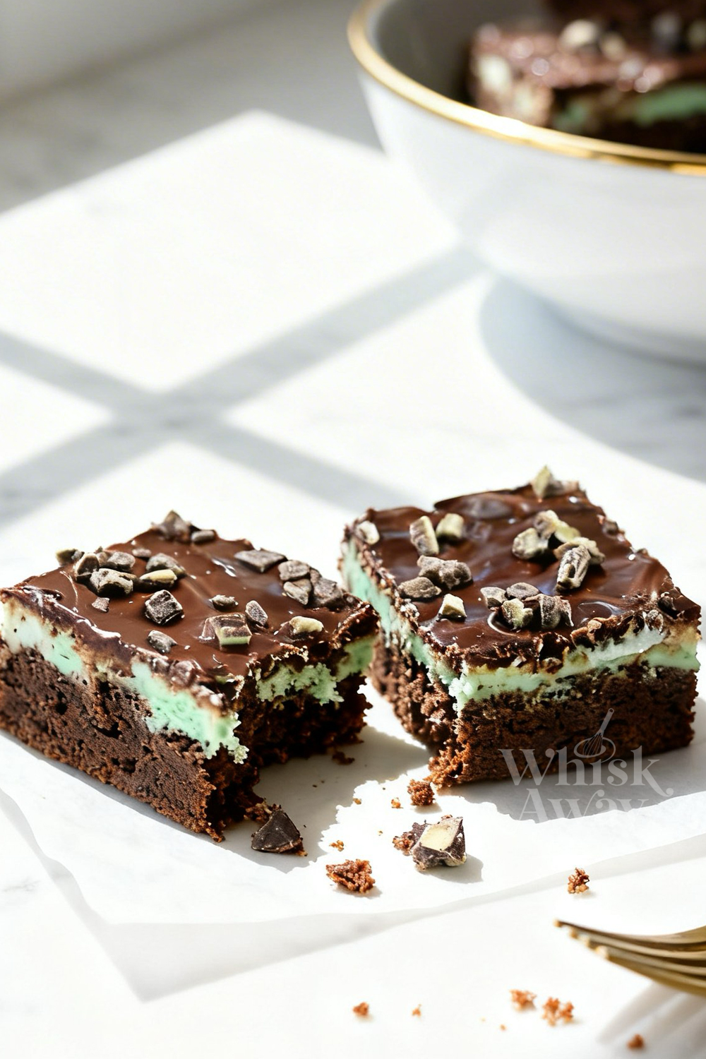 Mint Chocolate Chip Brownie Bars