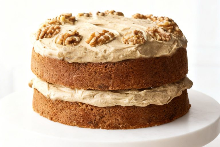 coffee & walnut cake