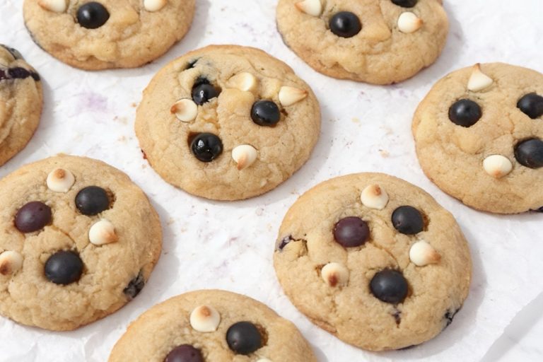 Blueberry White Chocolate Cookies