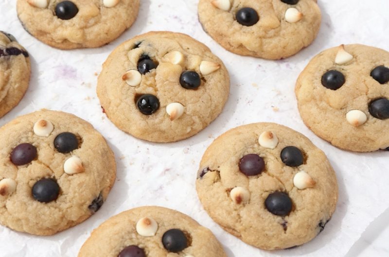 Blueberry White Chocolate Cookies