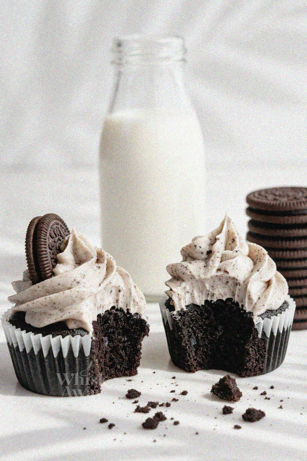 Chocolate Cupcakes With Oreo Frosting