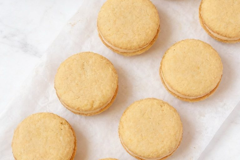 Cornmeal Sandwich Cookies