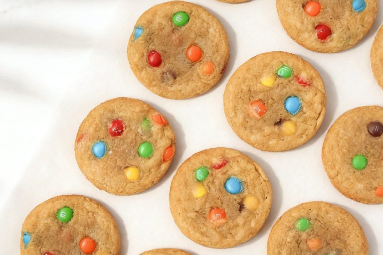 Mini M&M Cookies