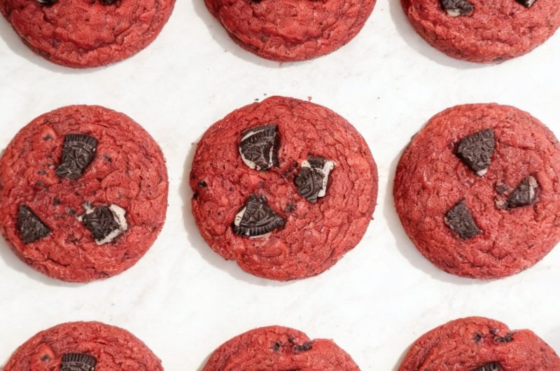 Oreo Red Velvet Cookies