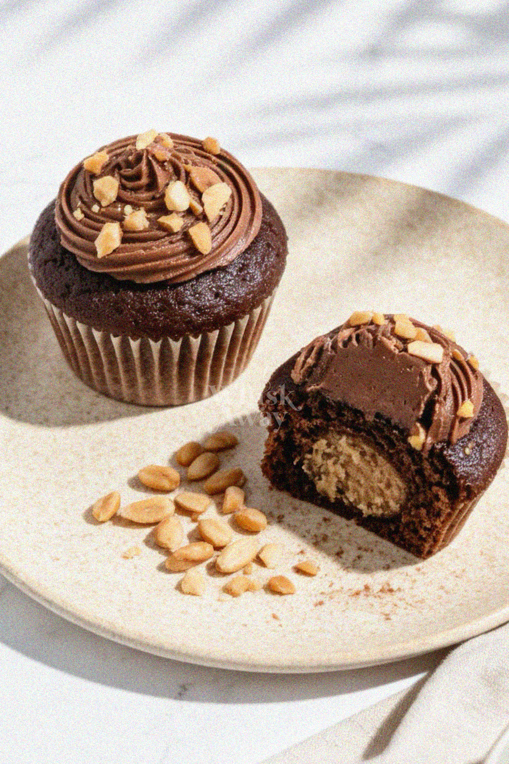 Peanut Butter Chocolate Cupcakes