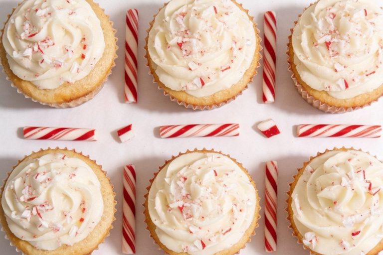 White Chocolate Peppermint Cupcakes